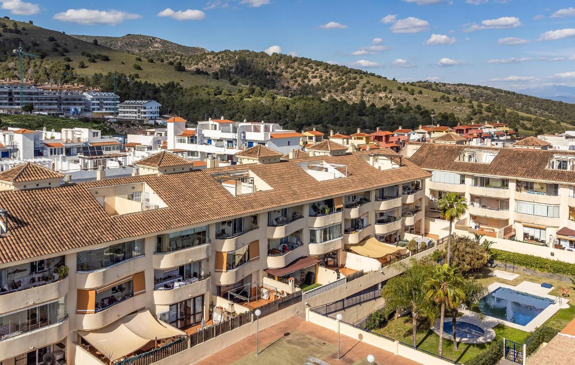 1 Bedroom Beautiful In Appartement